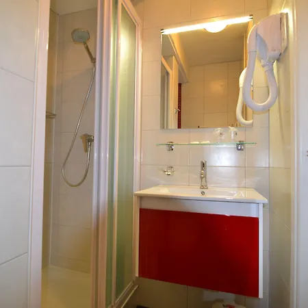 Brit - Le France 3* Cahors