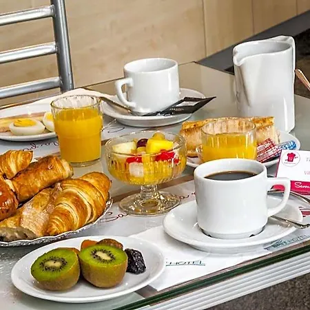 Brit - Le France 3* Καόρ