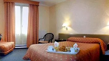 Brit - Le France Hotel 3*