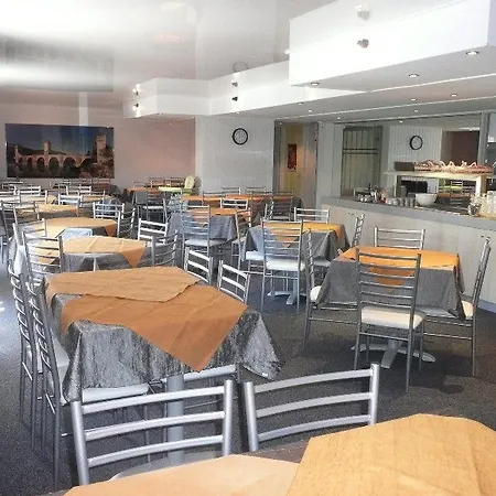 Brit - Le France Hotel 3*