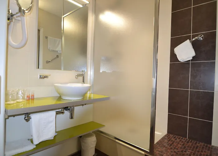 Brit - Le France מלון