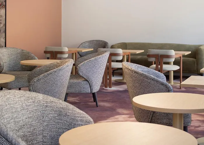 Brit - Le France מלון קאור