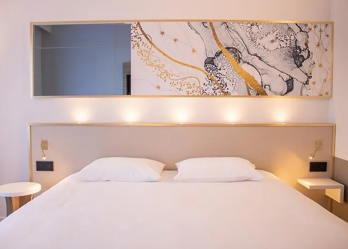 Brit - Le France קאור