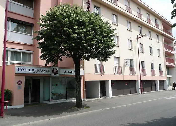 Brit - Le France מלון קאור